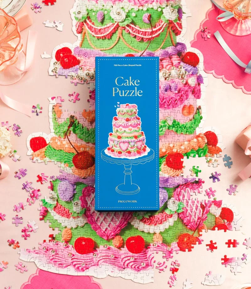 Cake Puzzle, a 750-piece cake-shaped puzzle