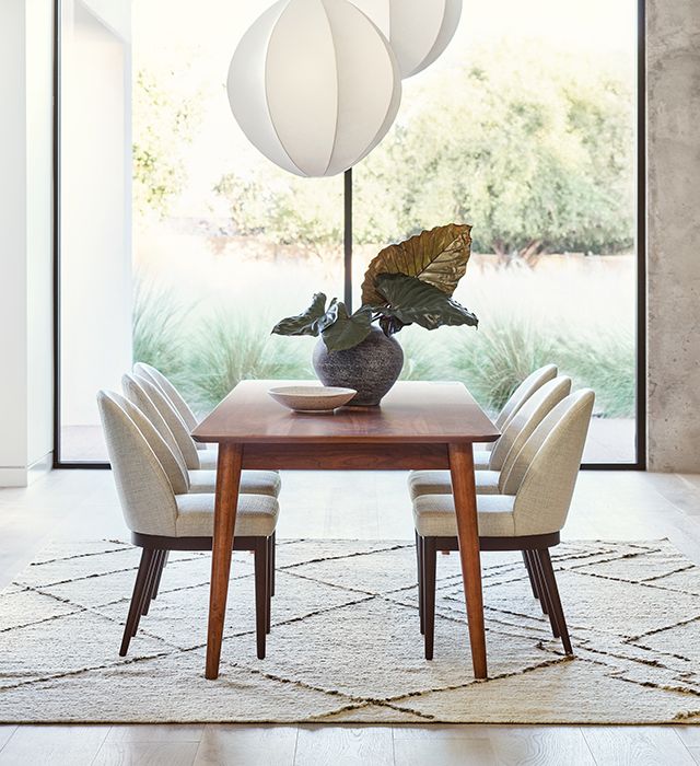 bestseller: Tate dining table
