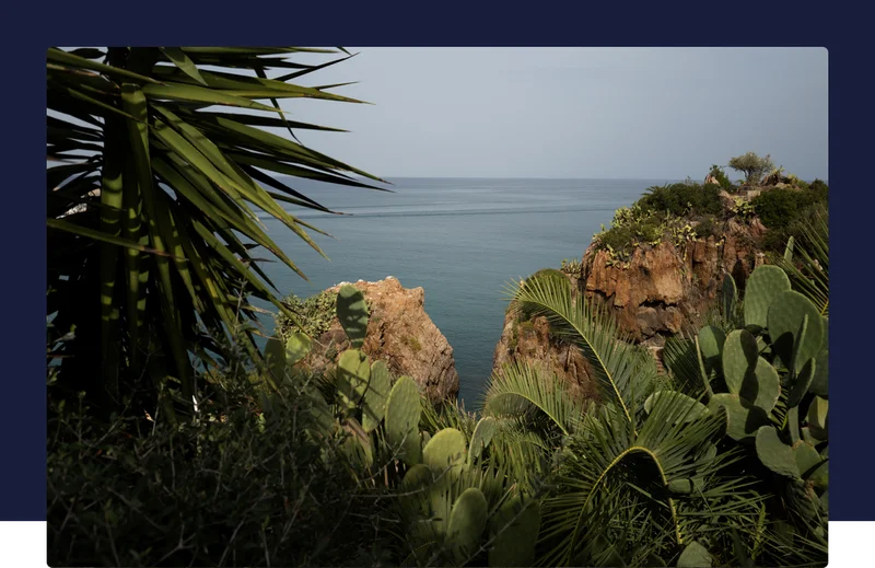 Find a flight and hotel package deal this shoulder season.