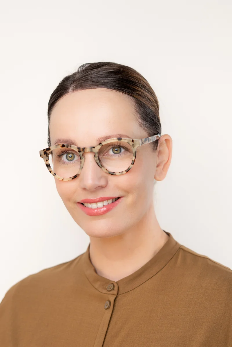 Alexander in Ivory Tortoise