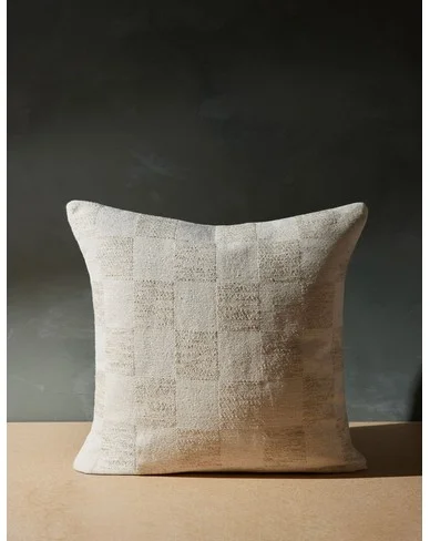 Bronson Pillow-Natural / Square / With Feather Down Insert