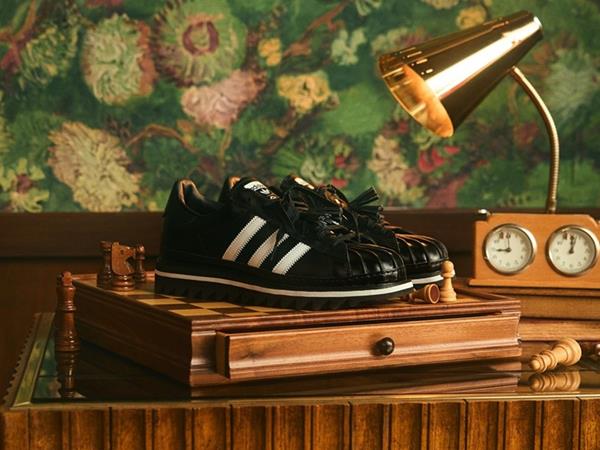 adidas Originals by Edison Chen : The CLOT Superstar Black