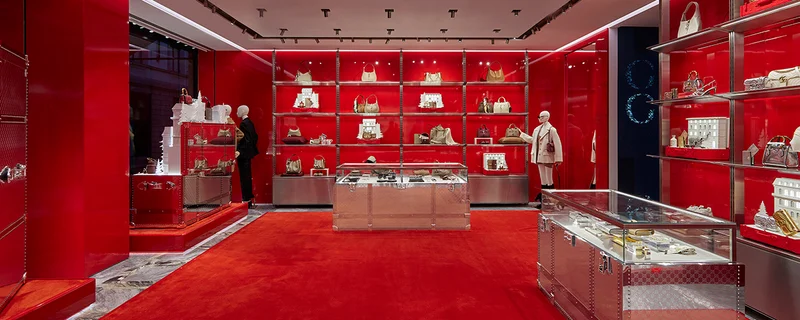 Discover more on the Gucci website