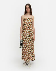 Pyörähdys Lemmitty Dress