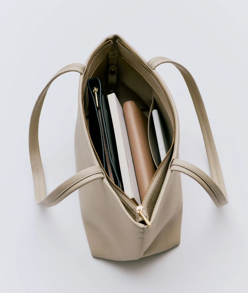 East West Easy Tote