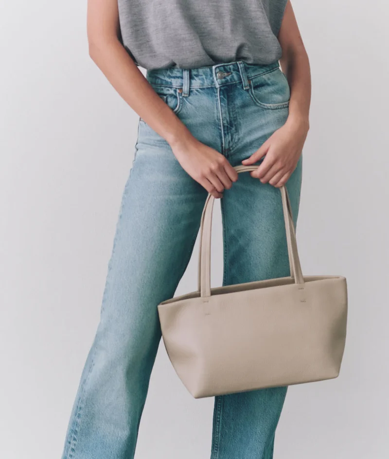 East West Easy Tote