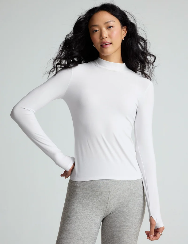 Image of Featherweight Moving On Pullover