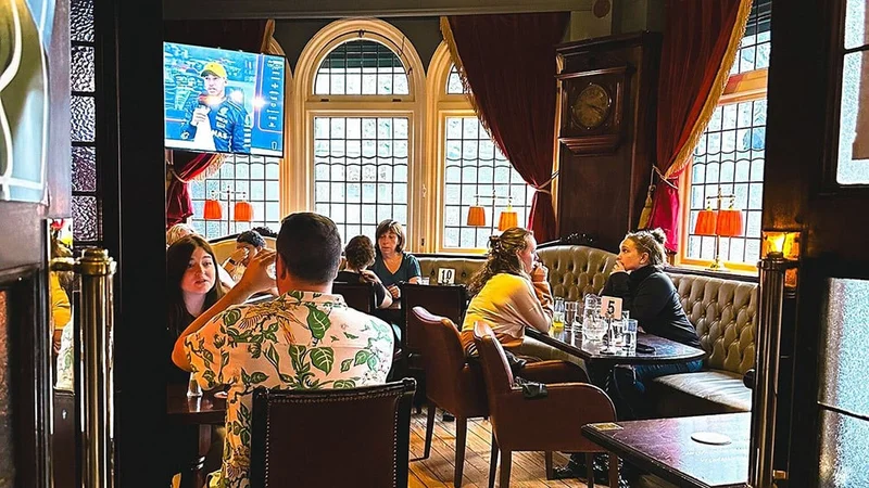 Image description: Pub on the Dublin Itinerary Pub Crawl.