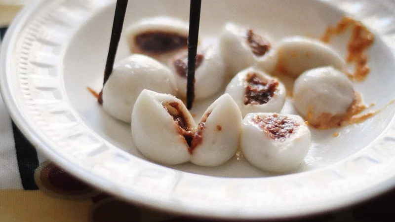 Image description: Tang Yuan filled with sweet red bean.