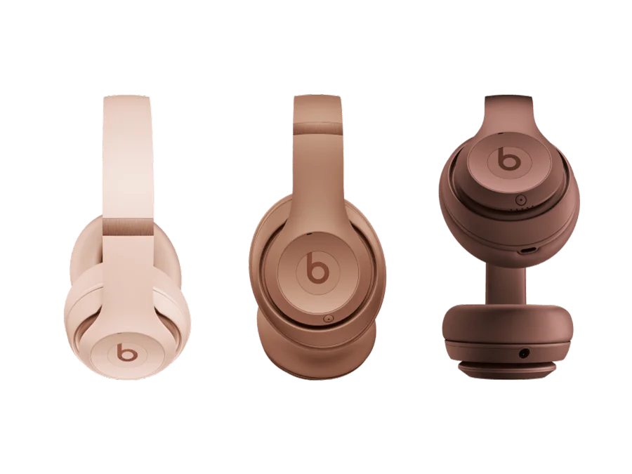 Beats Studio Pro headphones in Moon, Dune and Earth.