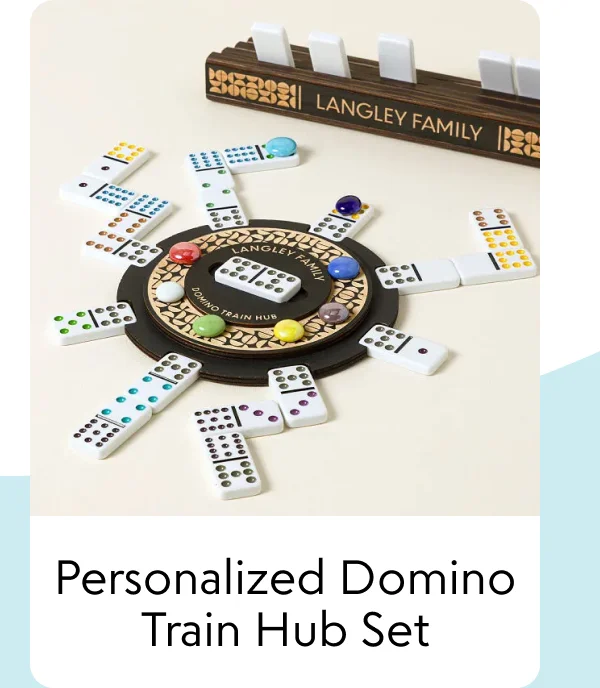 personalized-domino-train-hub-set
