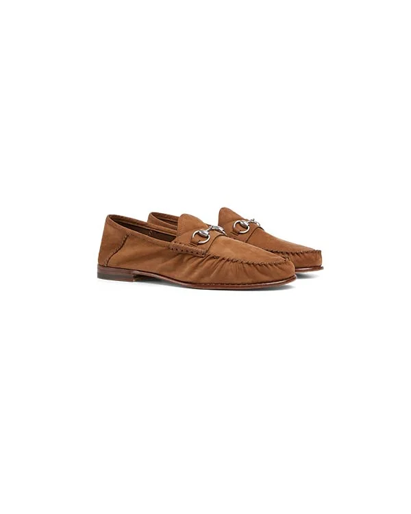 Shoe(s) Discover more on the Gucci website