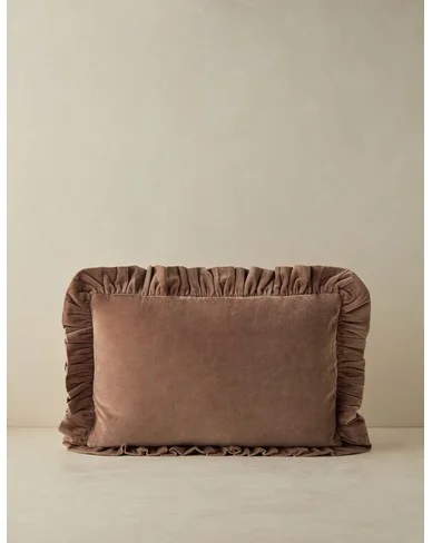 Mauree Velvet Pillow-Dusty Pink / Lumbar / With Feather Down Insert