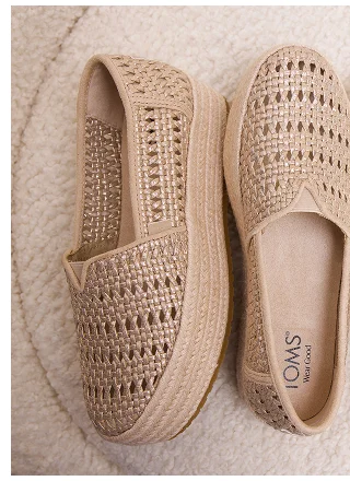 Shop Espadrilles - Image