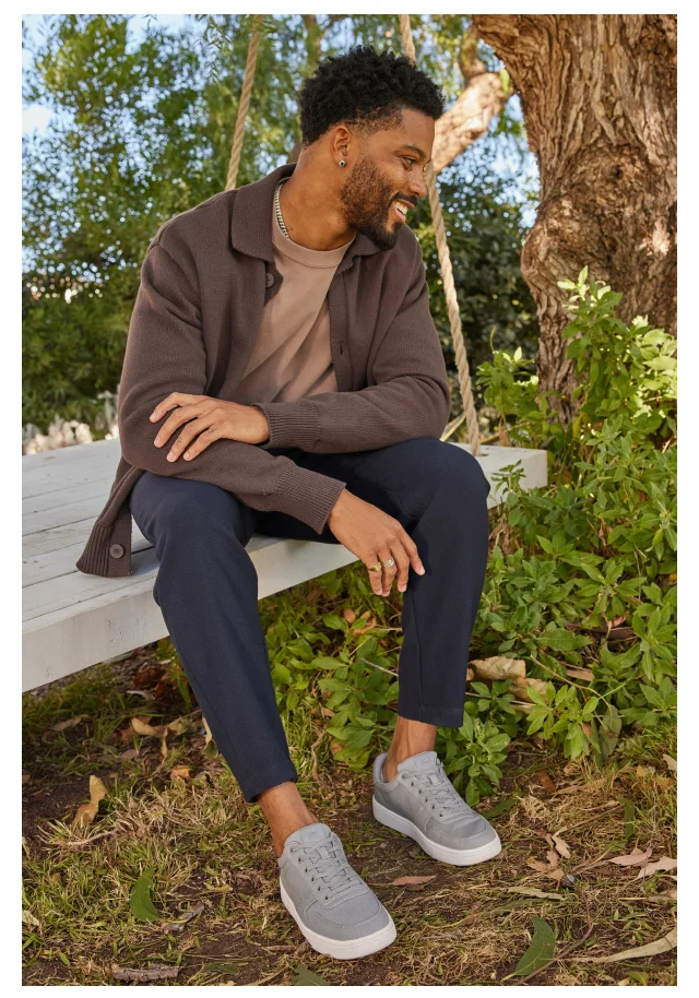 TRVL LITE Court Sneaker - Image