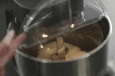 Halo side by side with another mixer