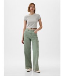 Display images to show real-time content