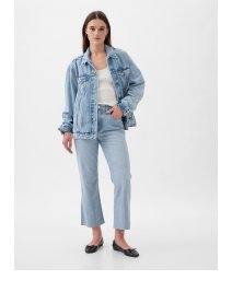 Display images to show real-time content