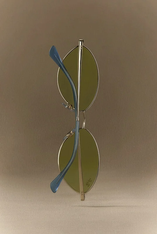 Ray-Ban