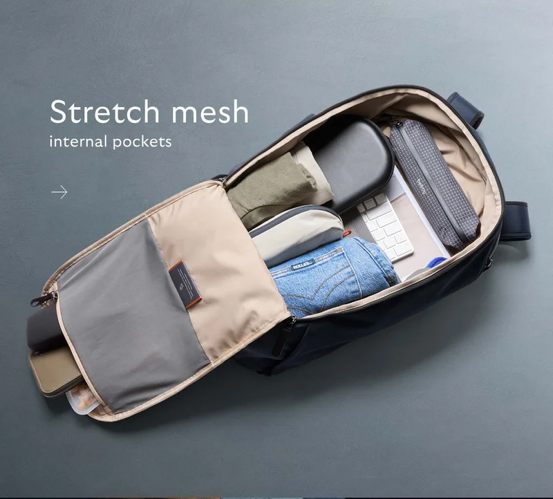 Stretch mesh internal pockets