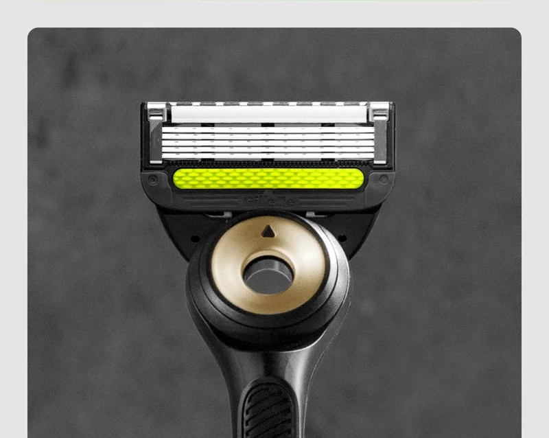 GilletteLabs Exfoliating Bar Razor Black and Gold Edition