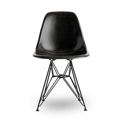 Eames Molded Fiberglass Side Chair