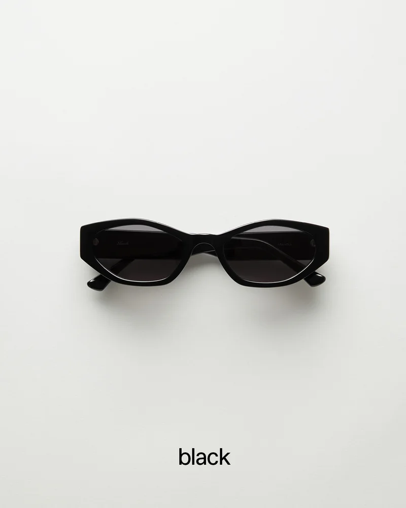 Black sunglasses