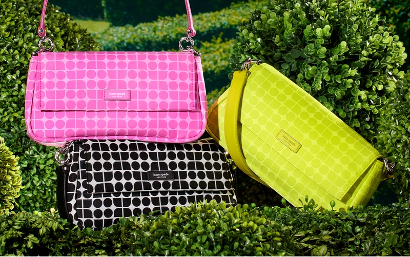 Coming Full Circle. This bag is partially crafted from recycled materials, including it's 100% recycled polyester shell and 100% recycled polyester lining.
