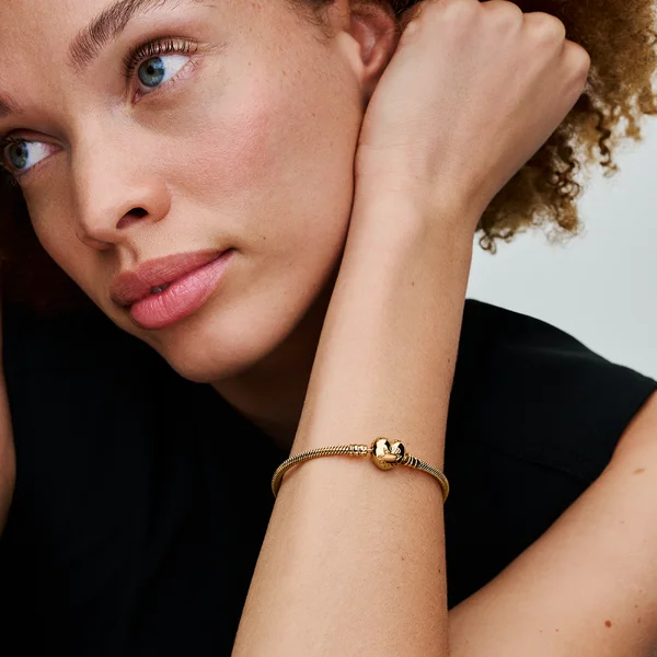 Pandora Moments Heart Clasp Snake Chain Bracelet