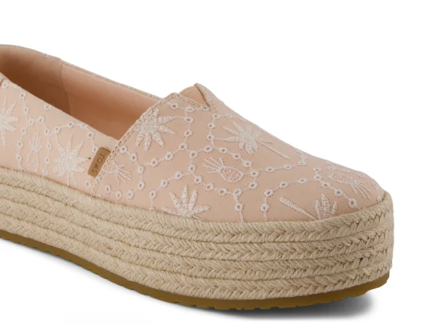 womens-valencia-platform-espadrille-apricot-tropical-eyelet