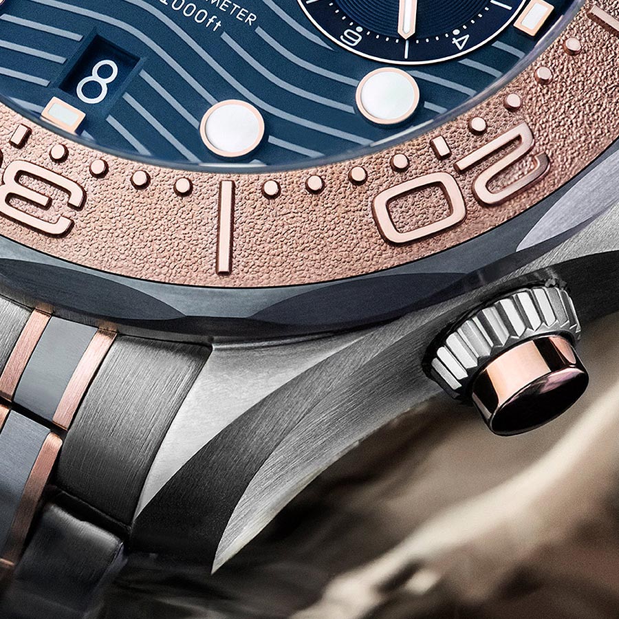 Details made in tantalum