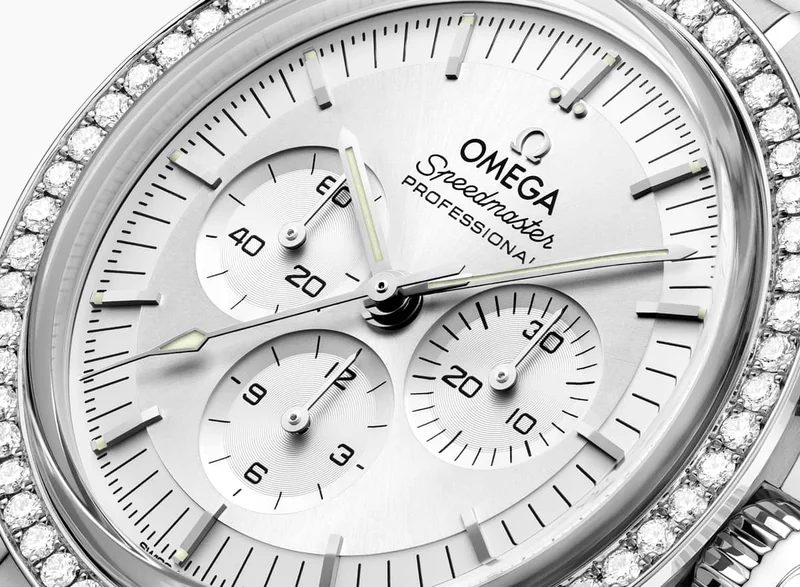 Moonwatch Professional in Canopus Gold