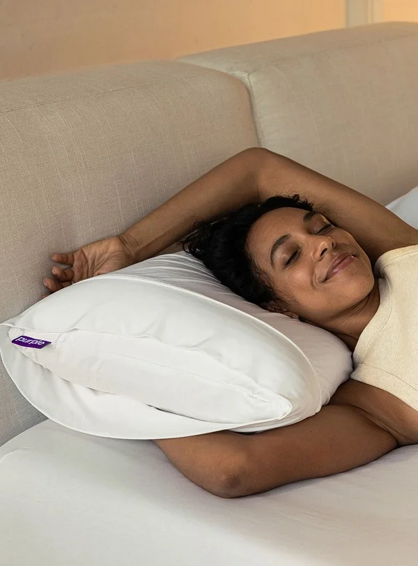 Buy 2 premium<br/>pillows, get<br/>25% off