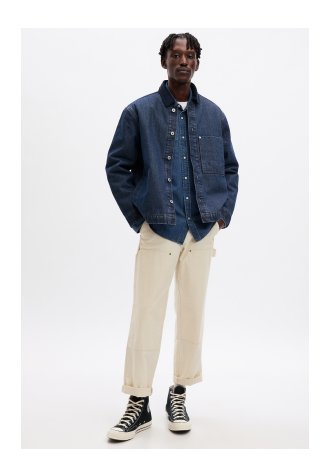 Display images to show real-time content