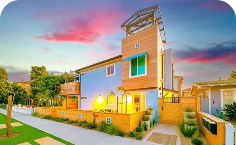 Enjoy sun-washed bliss from your private home in Sandestin, Florida.