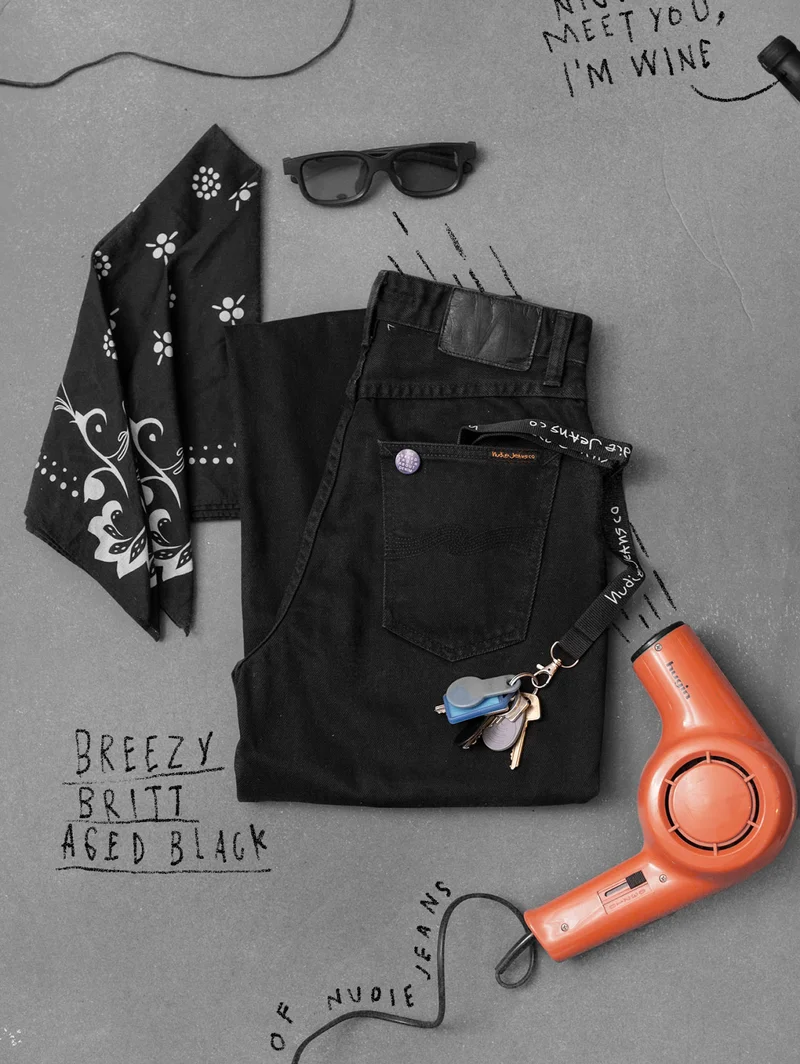 Breezy Britt Aged Black