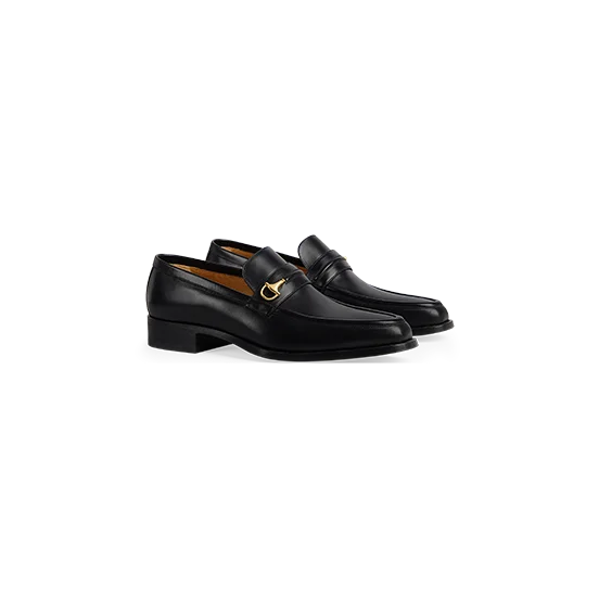 Shoe(s) Discover more on the Gucci website