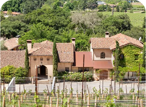 Find the perfect vacation home and enjoy autumn’s wine harvest.