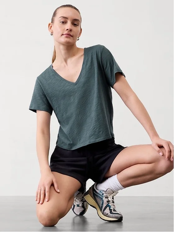 Essential Slub V-Neck Tee