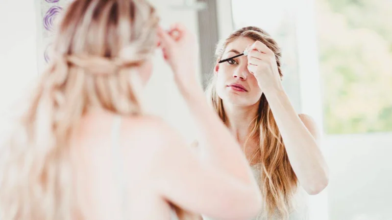 12 Holy Grail Drugstore Mascaras (According to Real Customers)