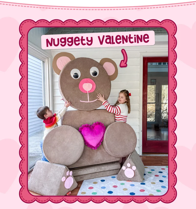 Two children build a Teddy Bear out of a Chunk + a Nugget.