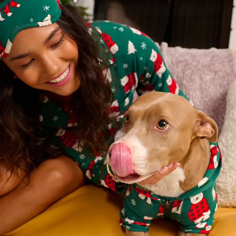 Headline: Save On Holiday Stocking Stuffers