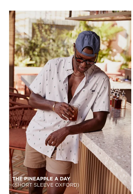Short Sleeve Oxford: The Pineapple A Day