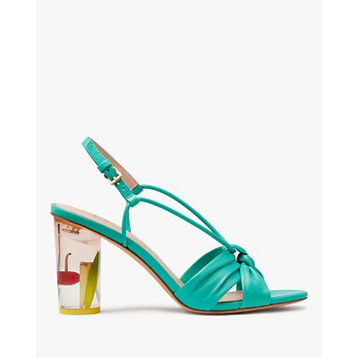 Mai Tai Heels