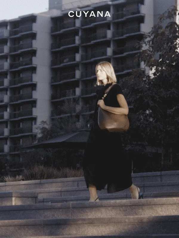 Cuyana