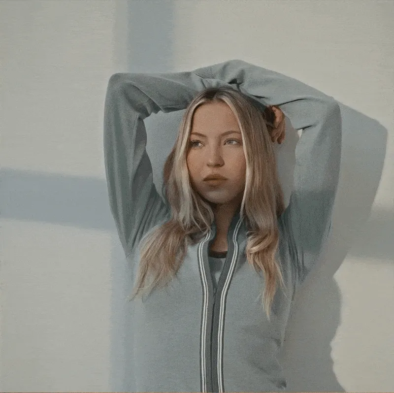 Adanola featuring Lila Moss: GIF