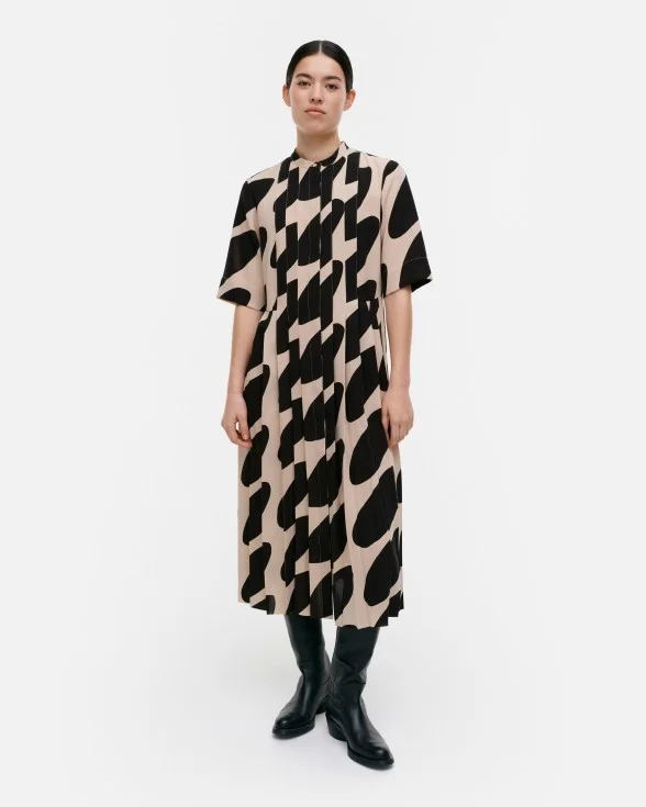 Pliitti Linssi dress
