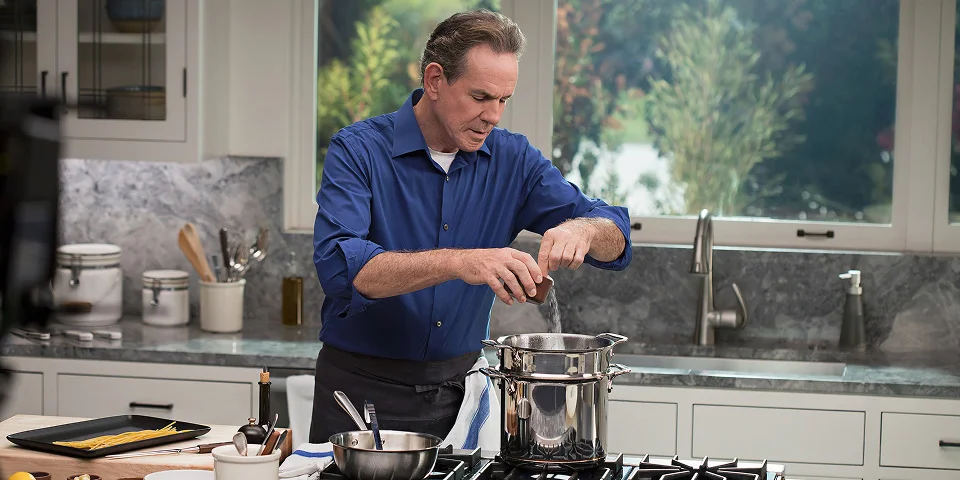 Simmer and store stock for cold-day cooking