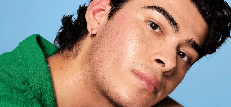 KraveBeauty Model