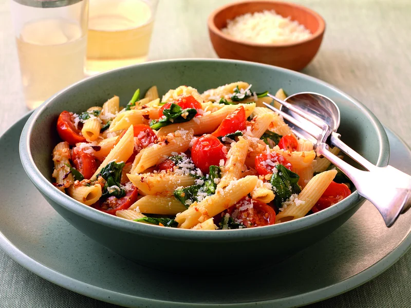 Penne Pasta with Spinach and Smoked Tomatoes